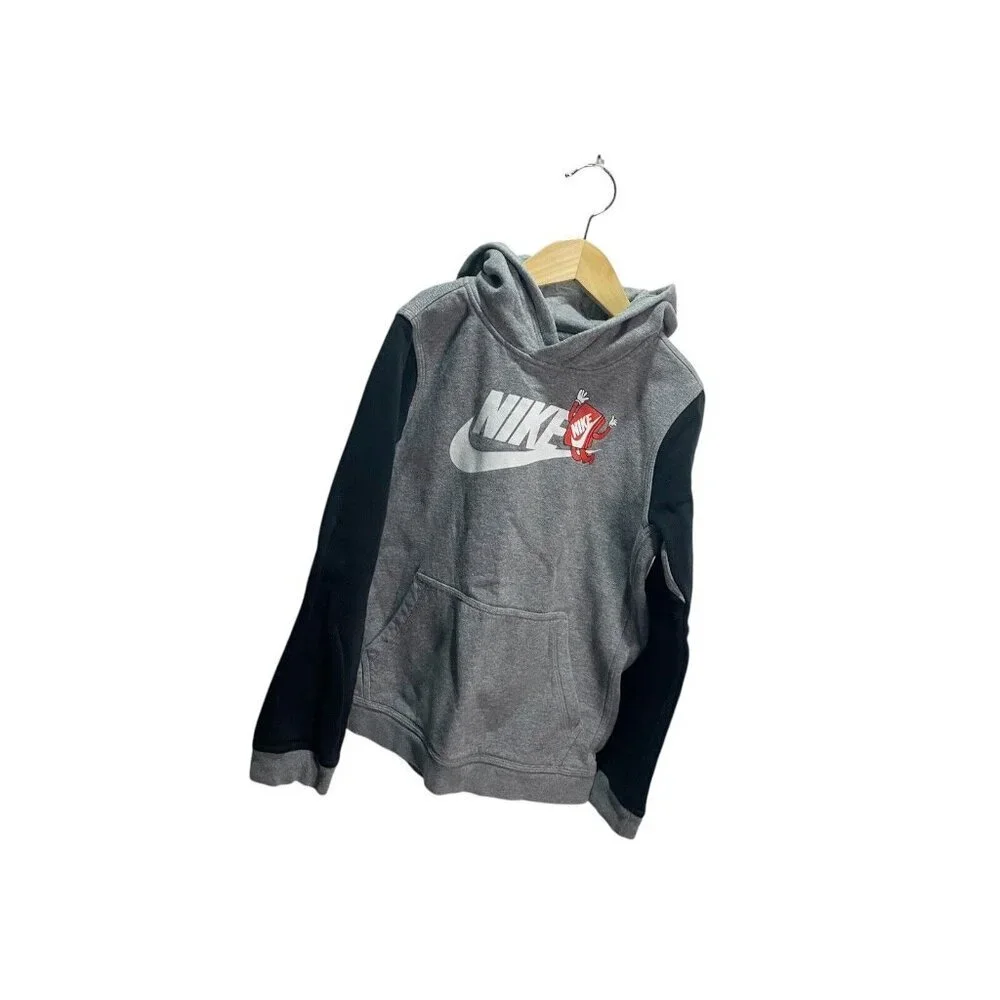 Nike Colorblock Shoebox Graphic hoodie size youth M Gray Black Sporty‎